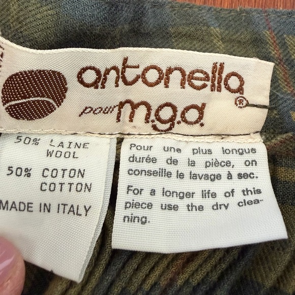 Vintage Antonella MGA Accordion Pleated Skirt made in Italy 26” waist - Picture 4 of 5